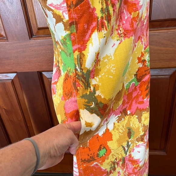 Talbots Colorful Floral Watercolor Print V-Neck Shift Dress Lined Size 8 Spring - Picture 3 of 12